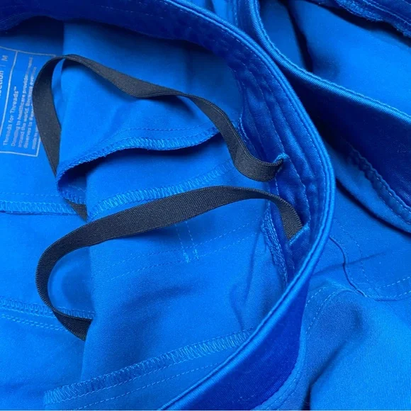 Figs Ladies Bundle Of 2 Scrub Sets Blue Size Medium * flawed pant* - Picture 13 of 15